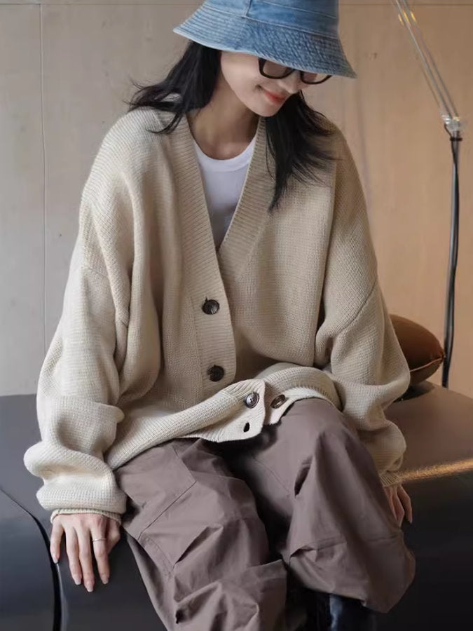 Loose v-neck knit cardigan_BDHL4991