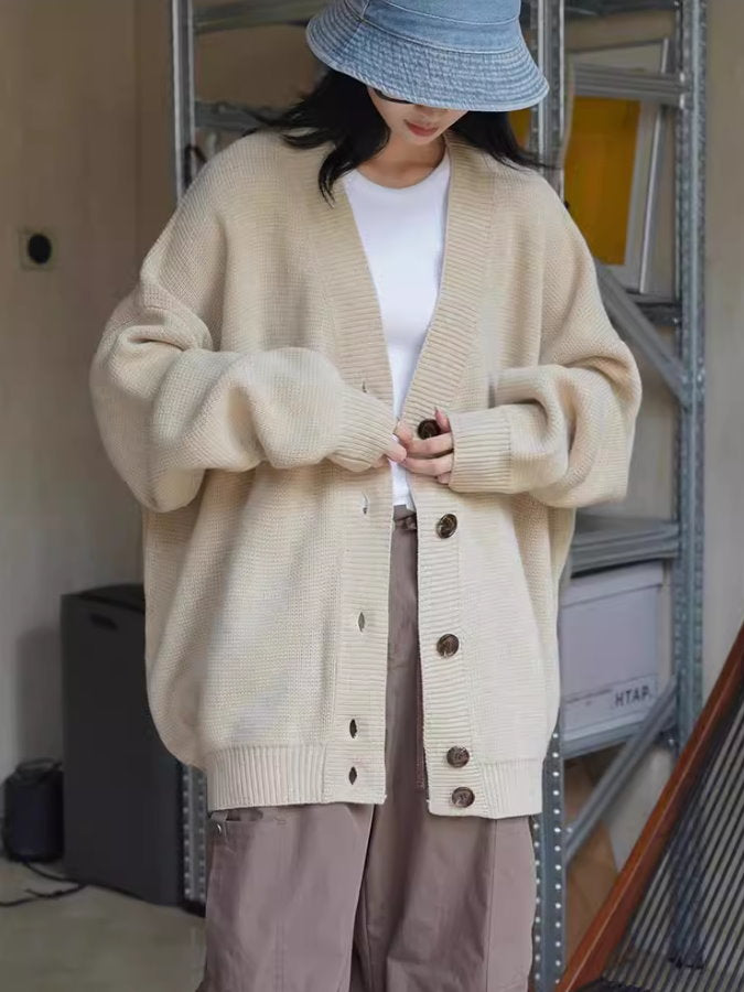 Loose v-neck knit cardigan_BDHL4991
