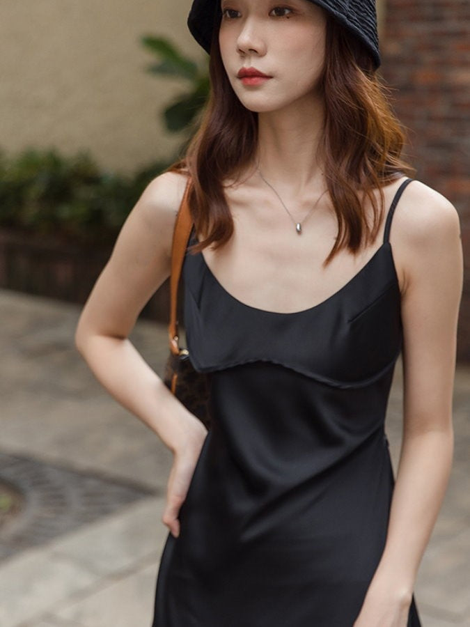 Open Back Satin Cami Dress_BDHL4605