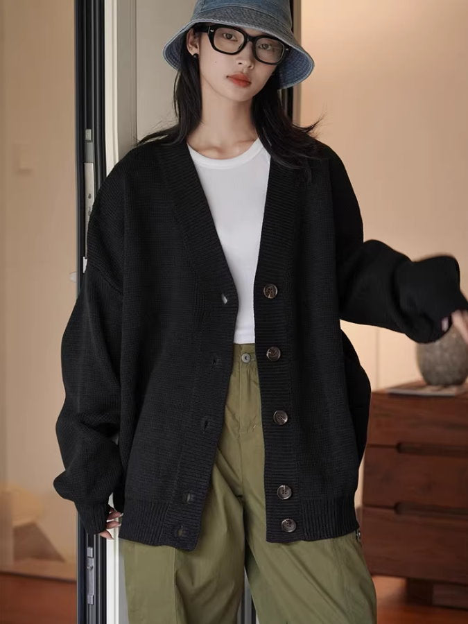 Loose v-neck knit cardigan_BDHL4991