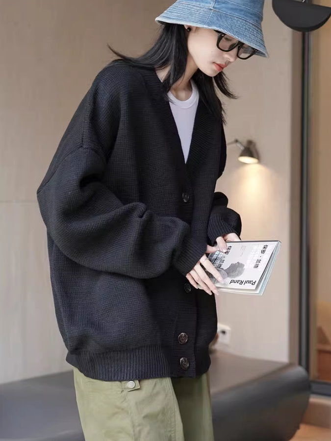 Loose v-neck knit cardigan_BDHL4991