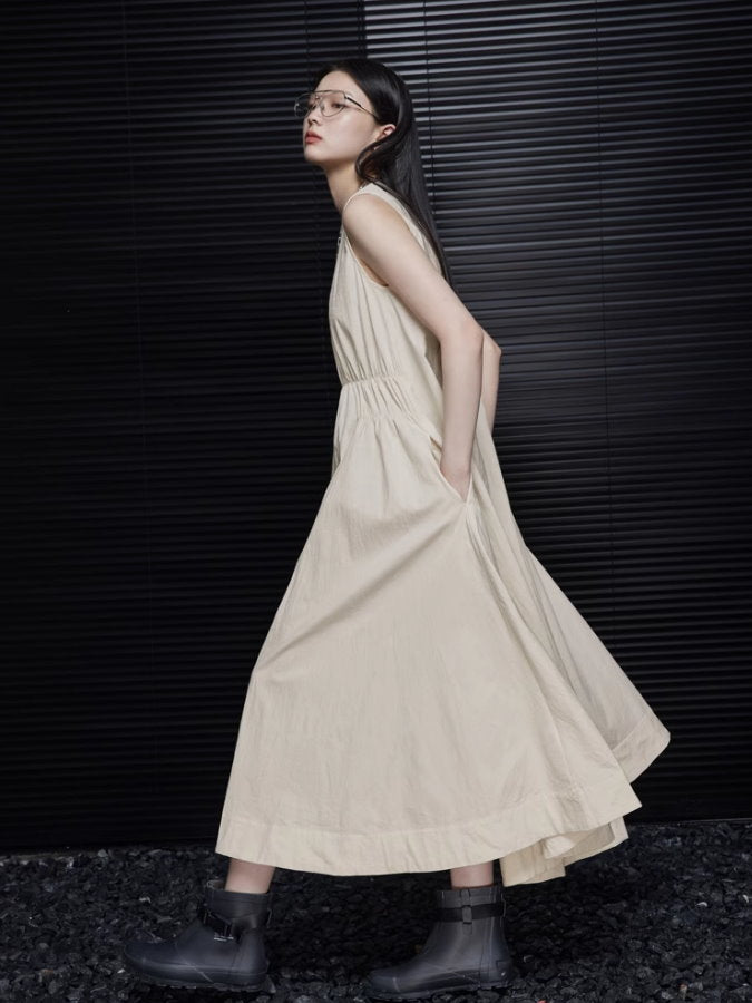 Waist Pintuck Sleeveless Flared Dress_BDHL4690