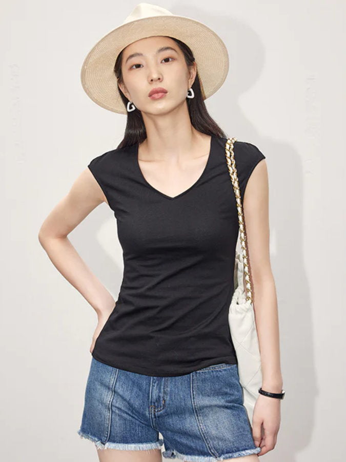 Slim Fit V-Neck Sleeveless_BDHL4757