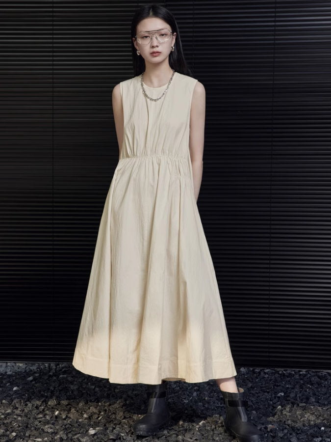 Waist Pintuck Sleeveless Flared Dress_BDHL4690