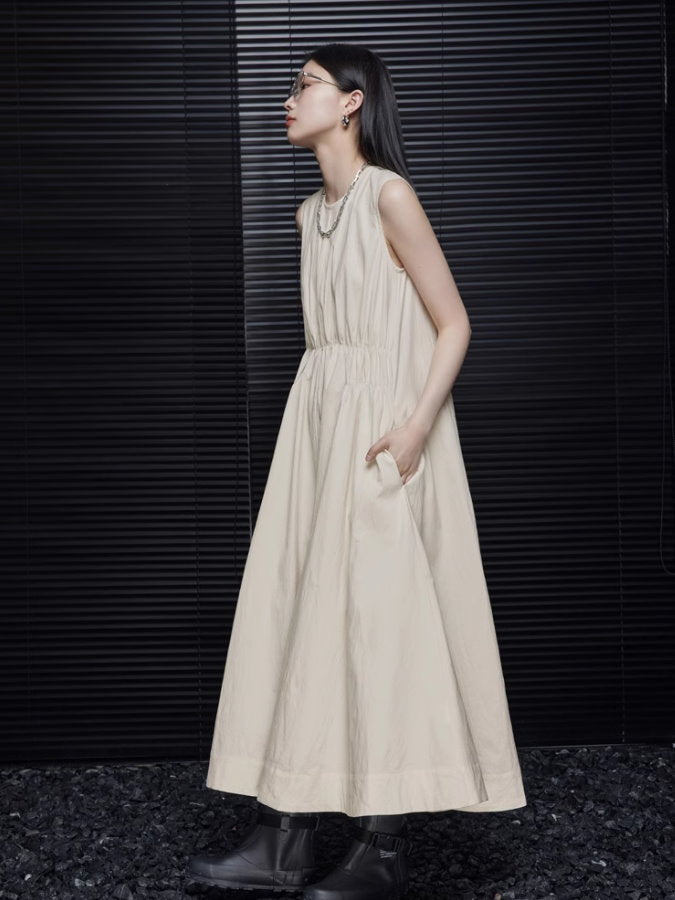 Waist Pintuck Sleeveless Flared Dress_BDHL4690