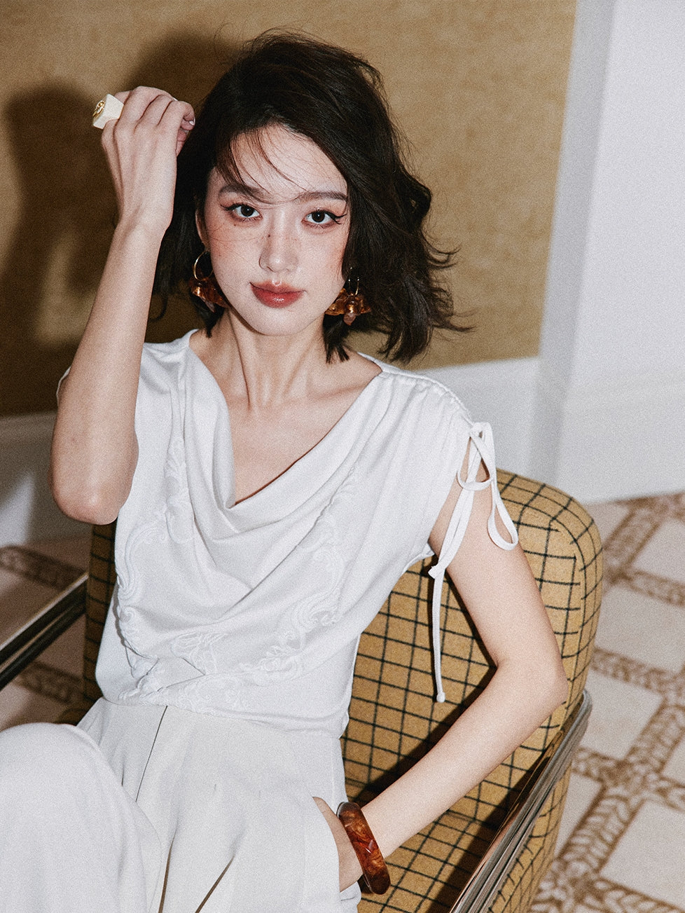 壓花搖領上衣_BDHL7653