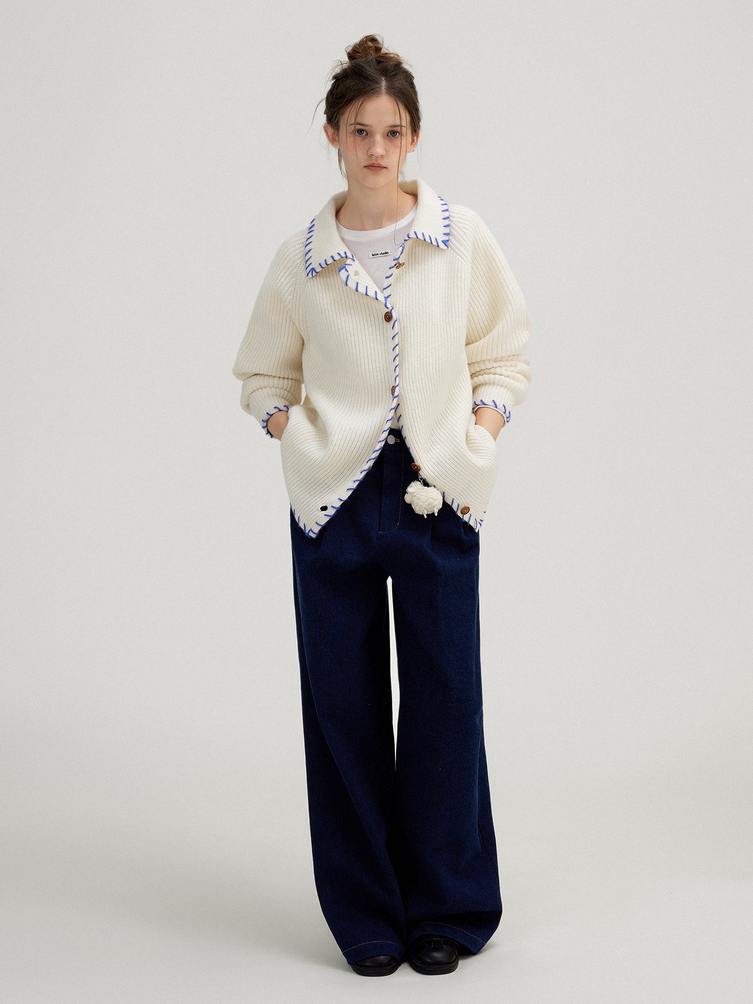 Contrast-Color Knit Cardigan_BDHL7802