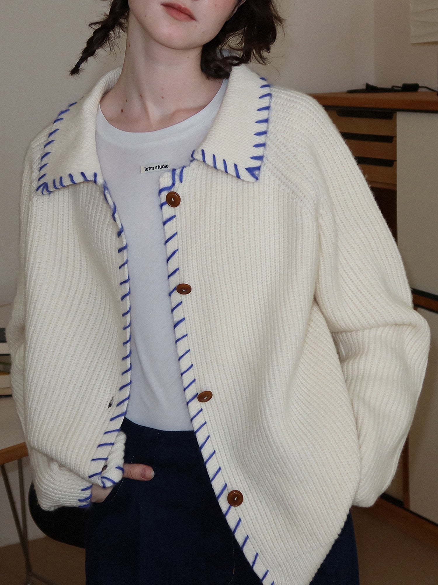 Contrast-Color Knit Cardigan_BDHL7802