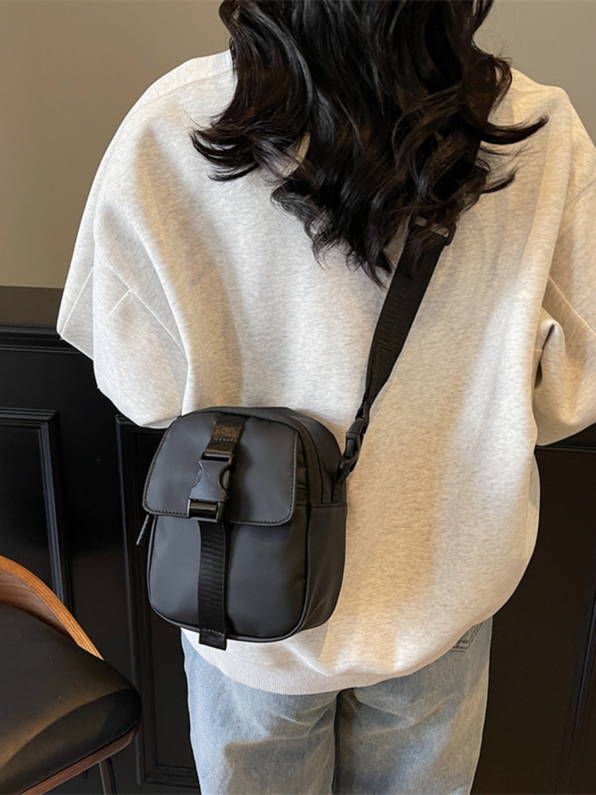 Vertical Small Square Bag_BDHL7435