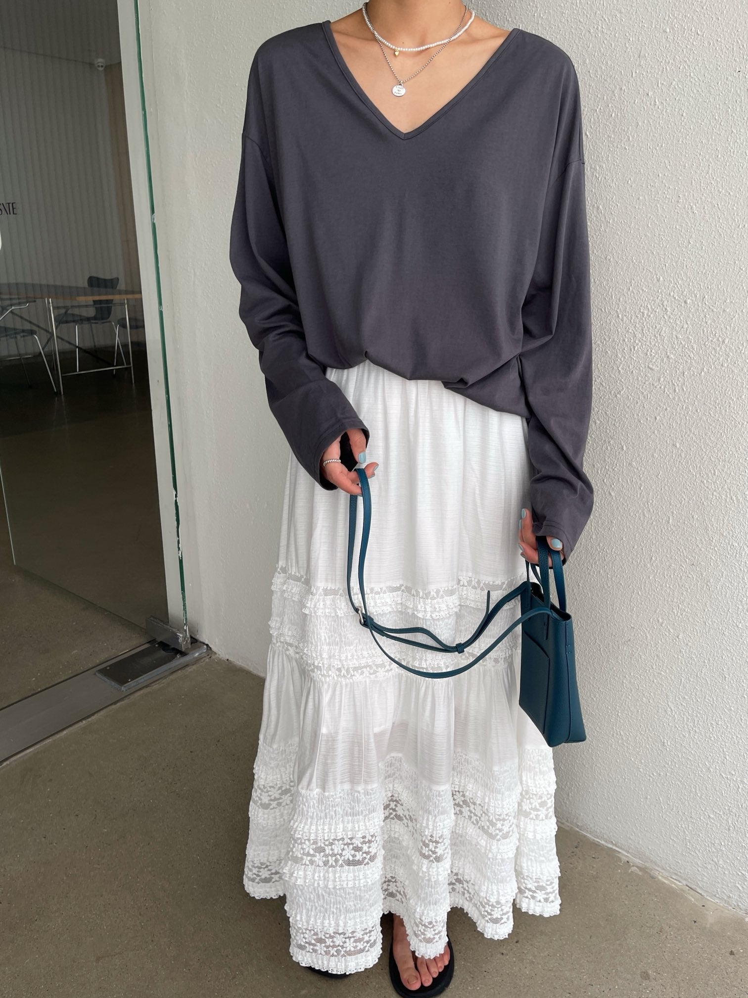 蕾絲層疊白色半身裙_BDHL7612