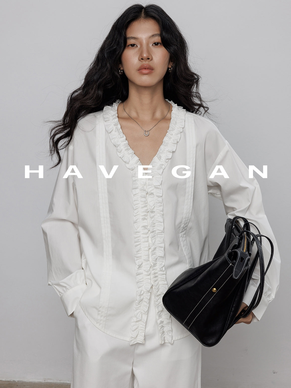 法式蕾絲V領襯衫_BDHL7786