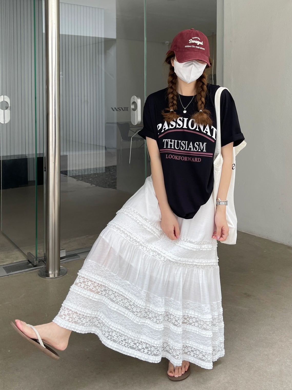 蕾絲層疊白色半身裙_BDHL7612