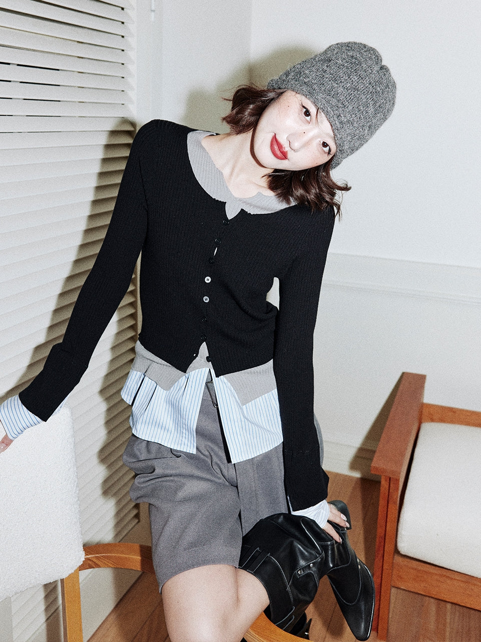 Contrast Color Faux Sleeveless Tops_BDHL7757