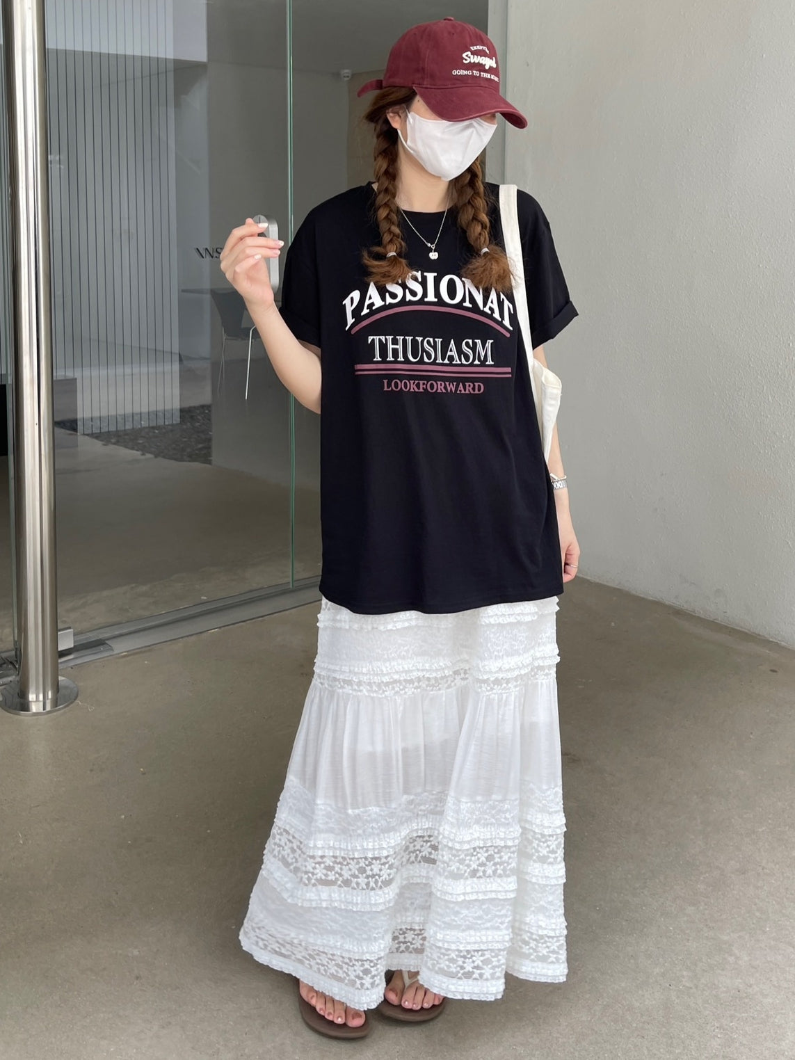 蕾絲層疊白色半身裙_BDHL7612