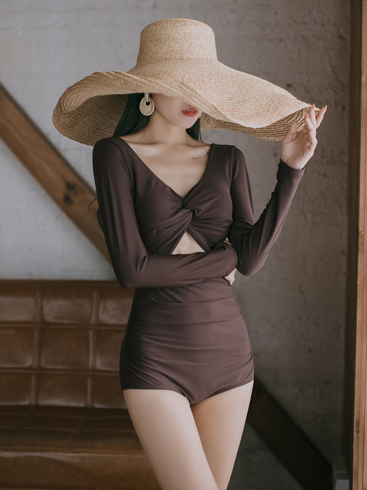Twist Front Vintage Long Sleeve One-Piece Swimsuit_HL3240