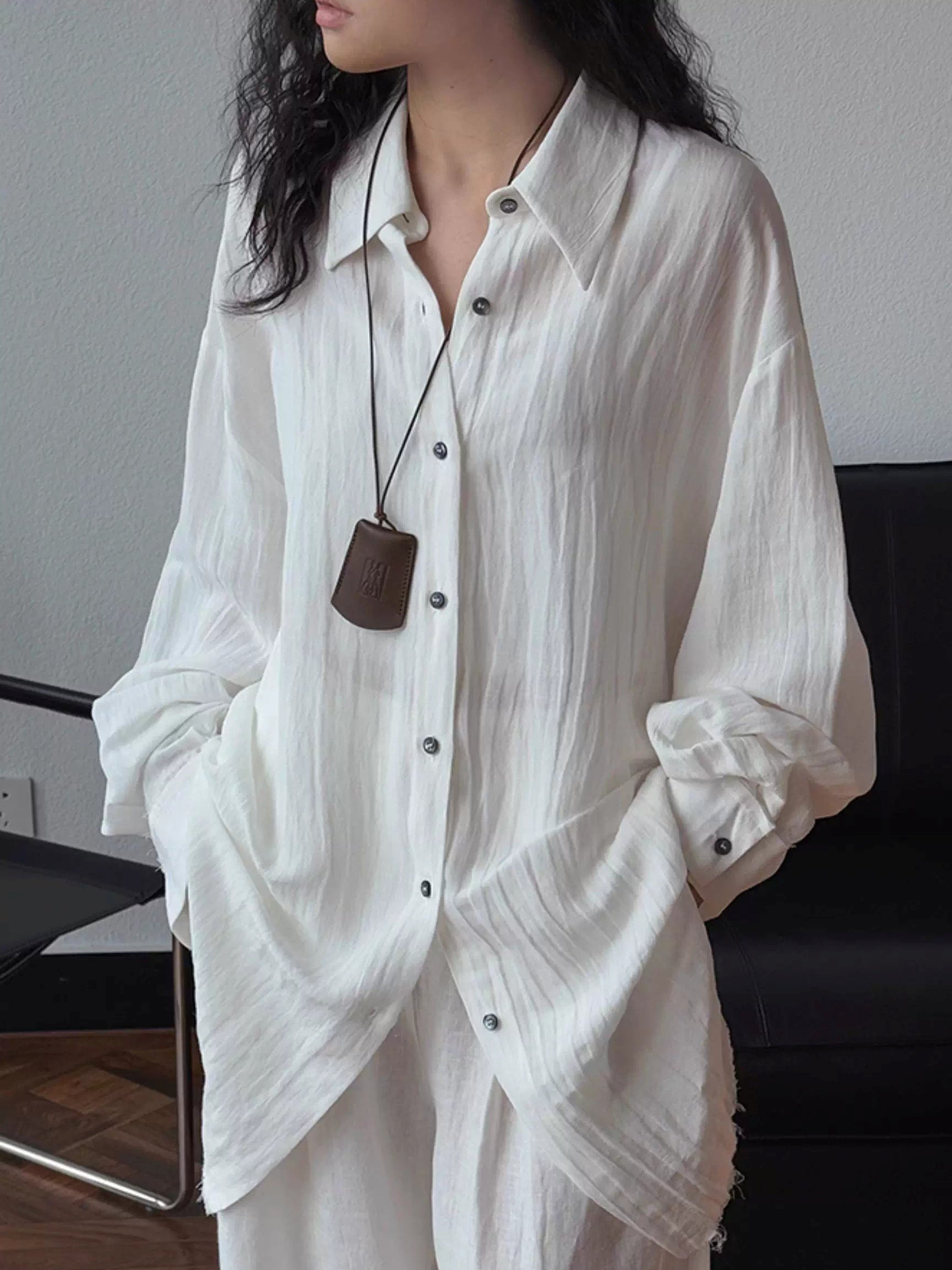 White Loose-Fitting Slim Shirt_BDHL7375