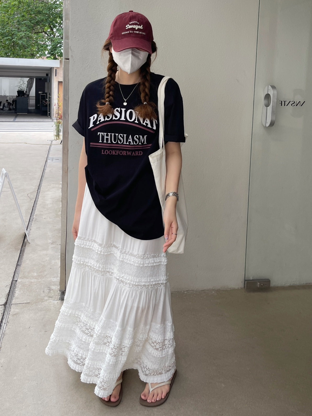 蕾絲層疊白色半身裙_BDHL7612