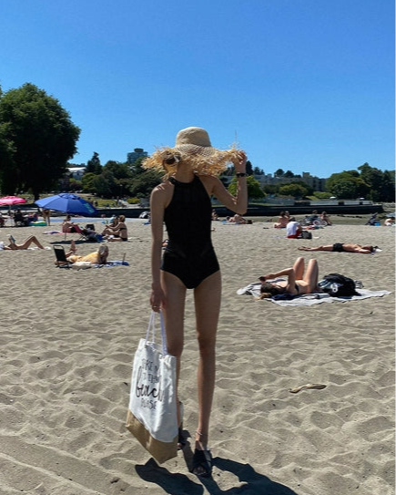 網眼拼接褶飾連身泳衣_HL3244