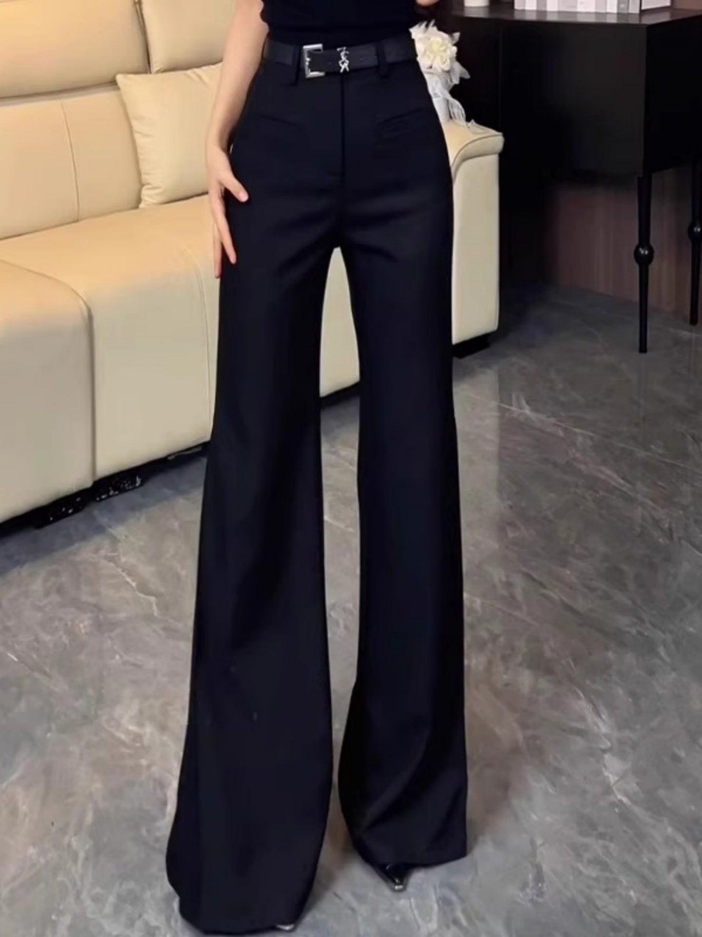 High-Waisted Flared Suit Pants_BDHL7803