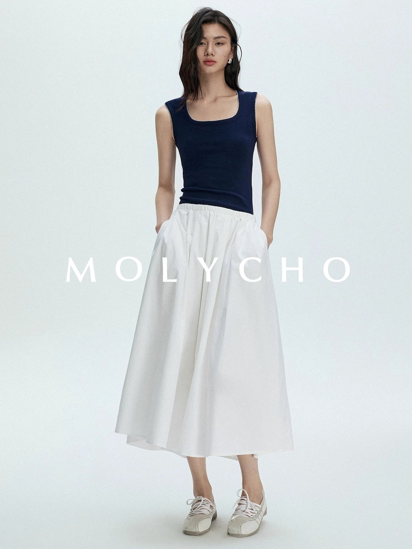 Wide Strap Sleeveless Tops_BDHL7412