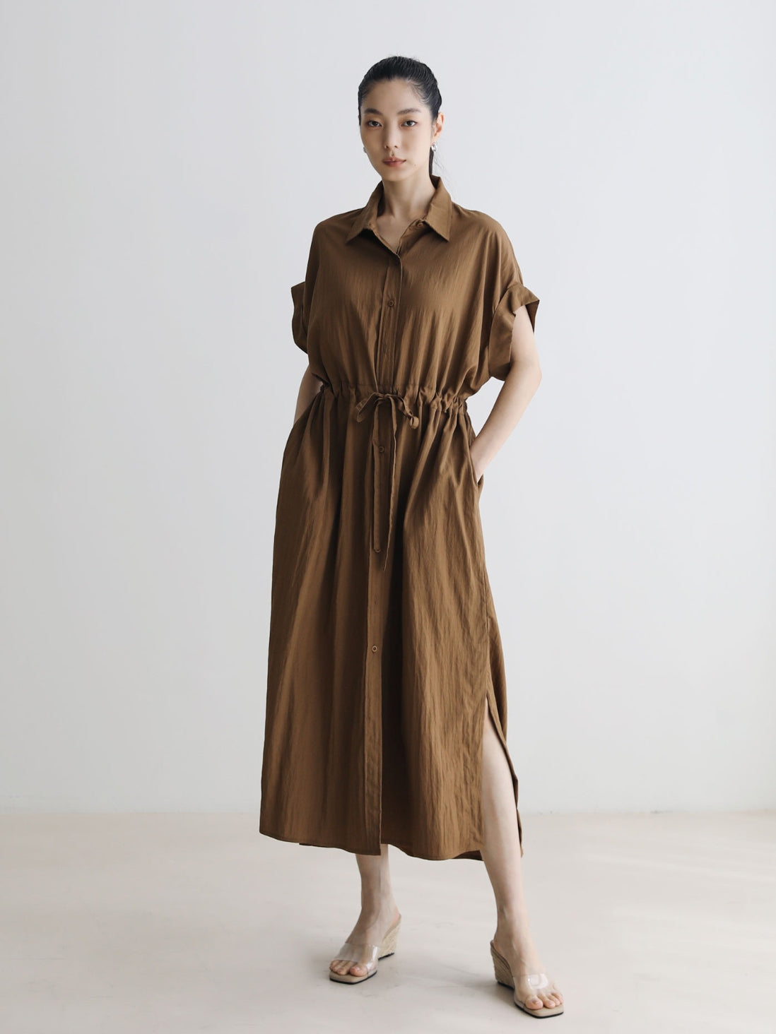 寬鬆腰帶開衩連身裙_BDHL7248