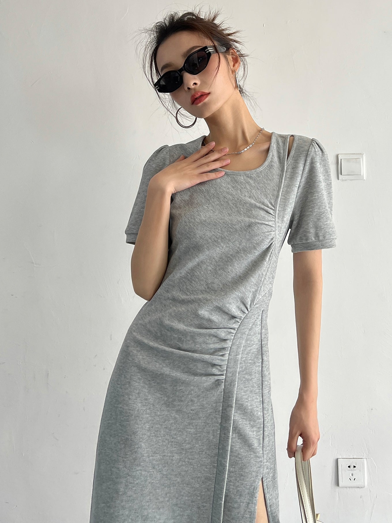 Slit Sleeveless Knit Dress_BDHL7569