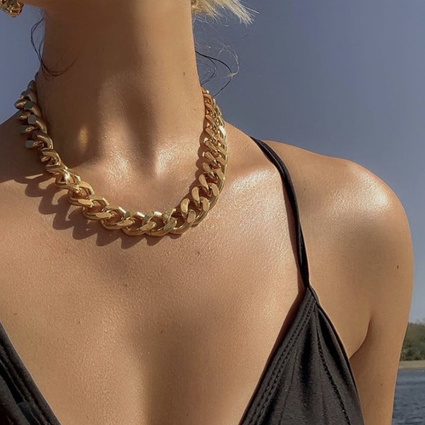 Gold chain necklace 5738