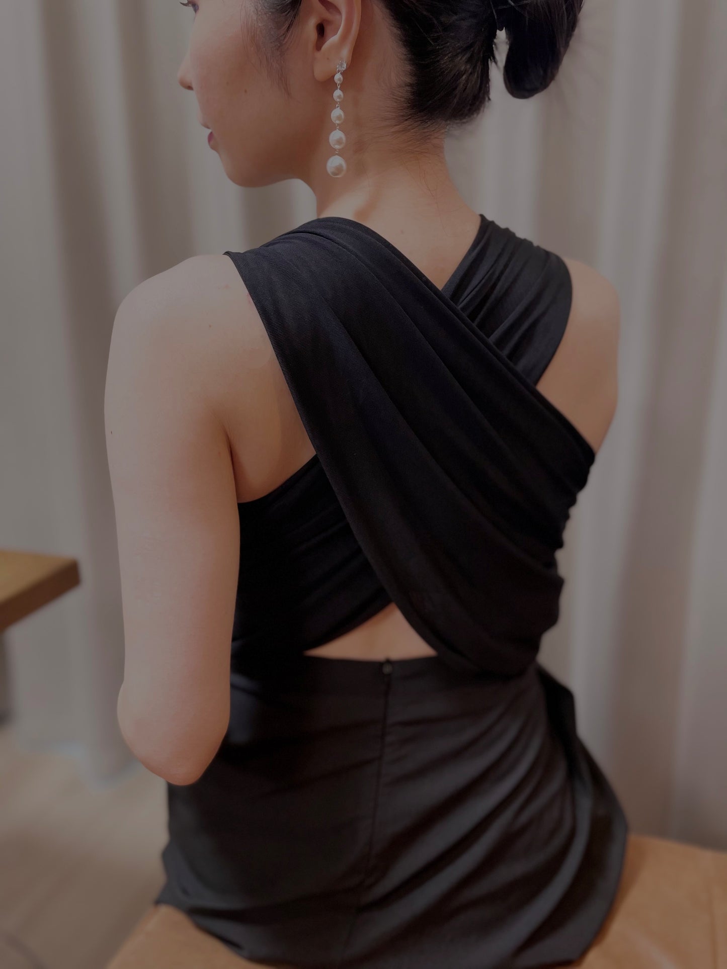 Back Cross Open Dress 8956
