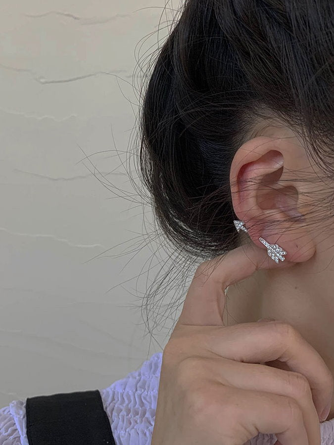 Bow and Arrow Earrings (Pair) HL9562