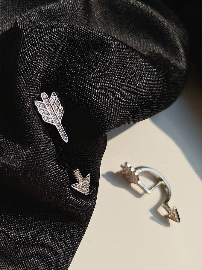 Bow and Arrow Earrings (Pair) HL9562