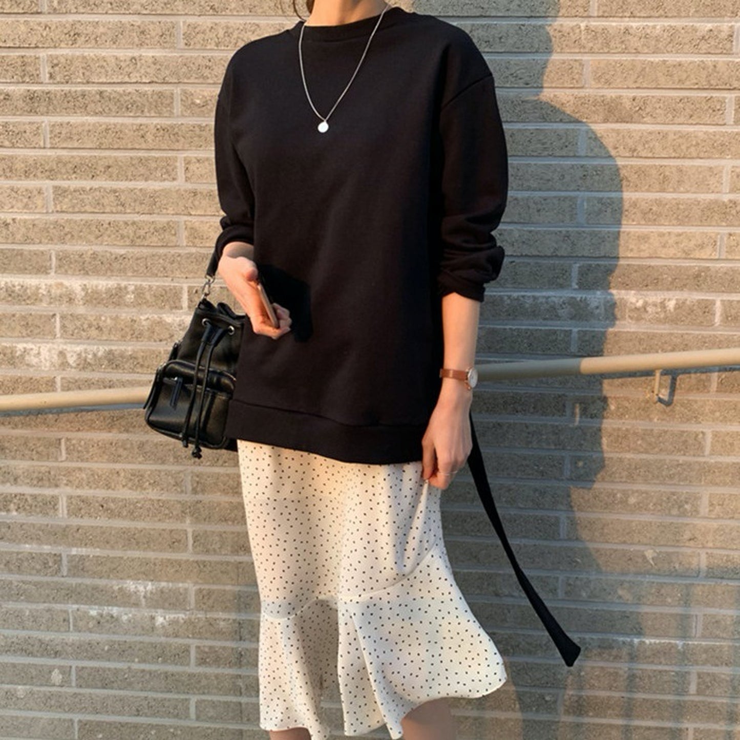 Back Cross Open Pullover 5690