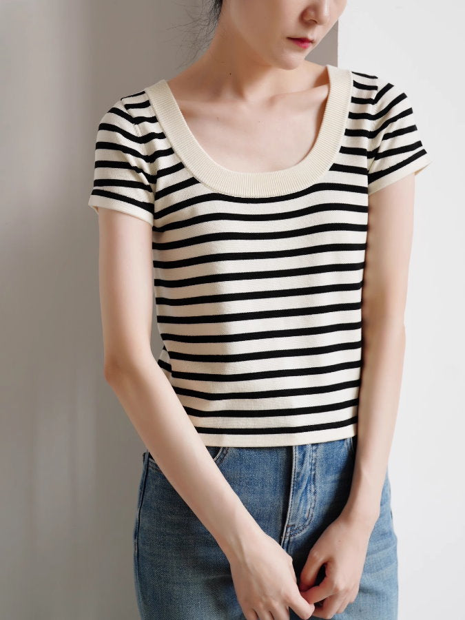 U-neck Striped Short-Sleeved Knit_BDHL4788