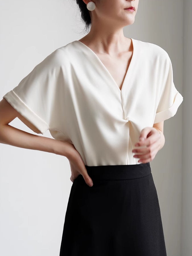 Twisted drape V-neck blouse_BDHL4794