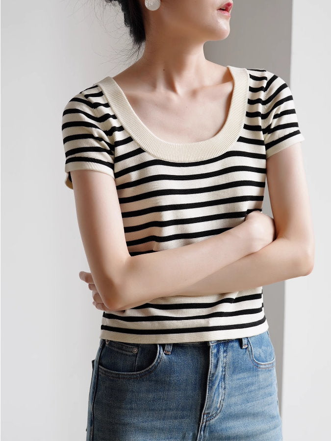 U-neck Striped Short-Sleeved Knit_BDHL4788