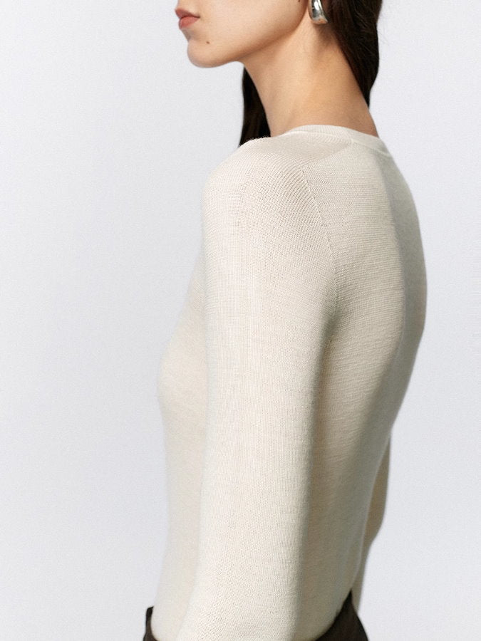 U-neck slim knit sweater_BDHL5068