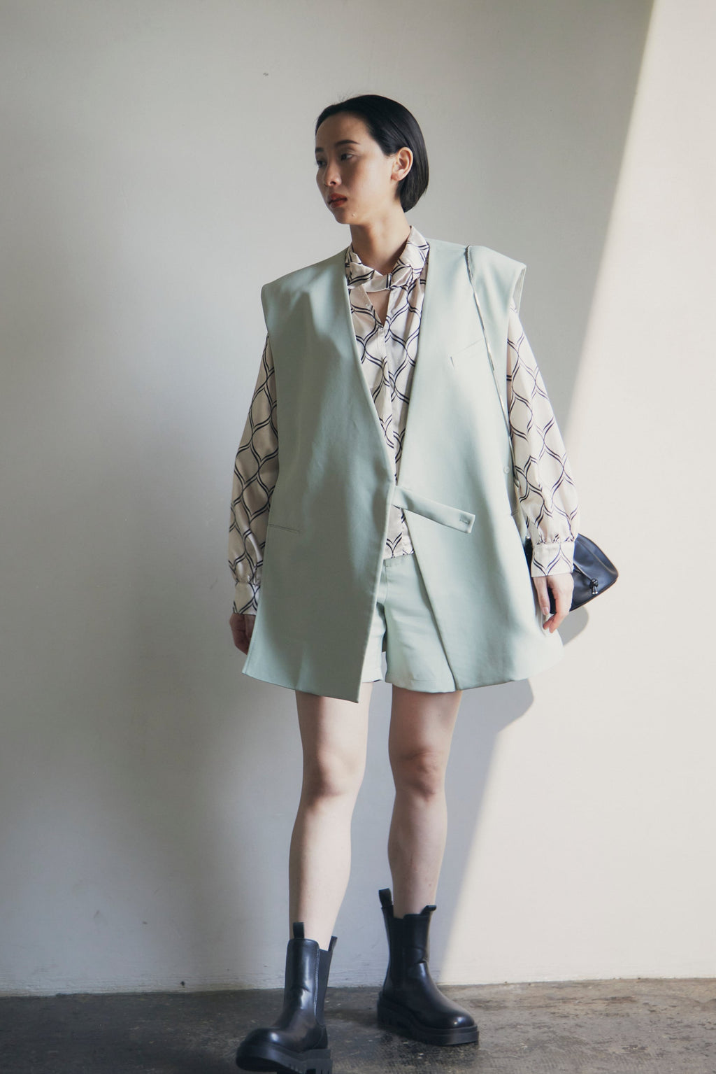 在庫限り早い者勝ち【即納】Mint Collarless Vest & Shorts Setup_LCHK269LCHK275
