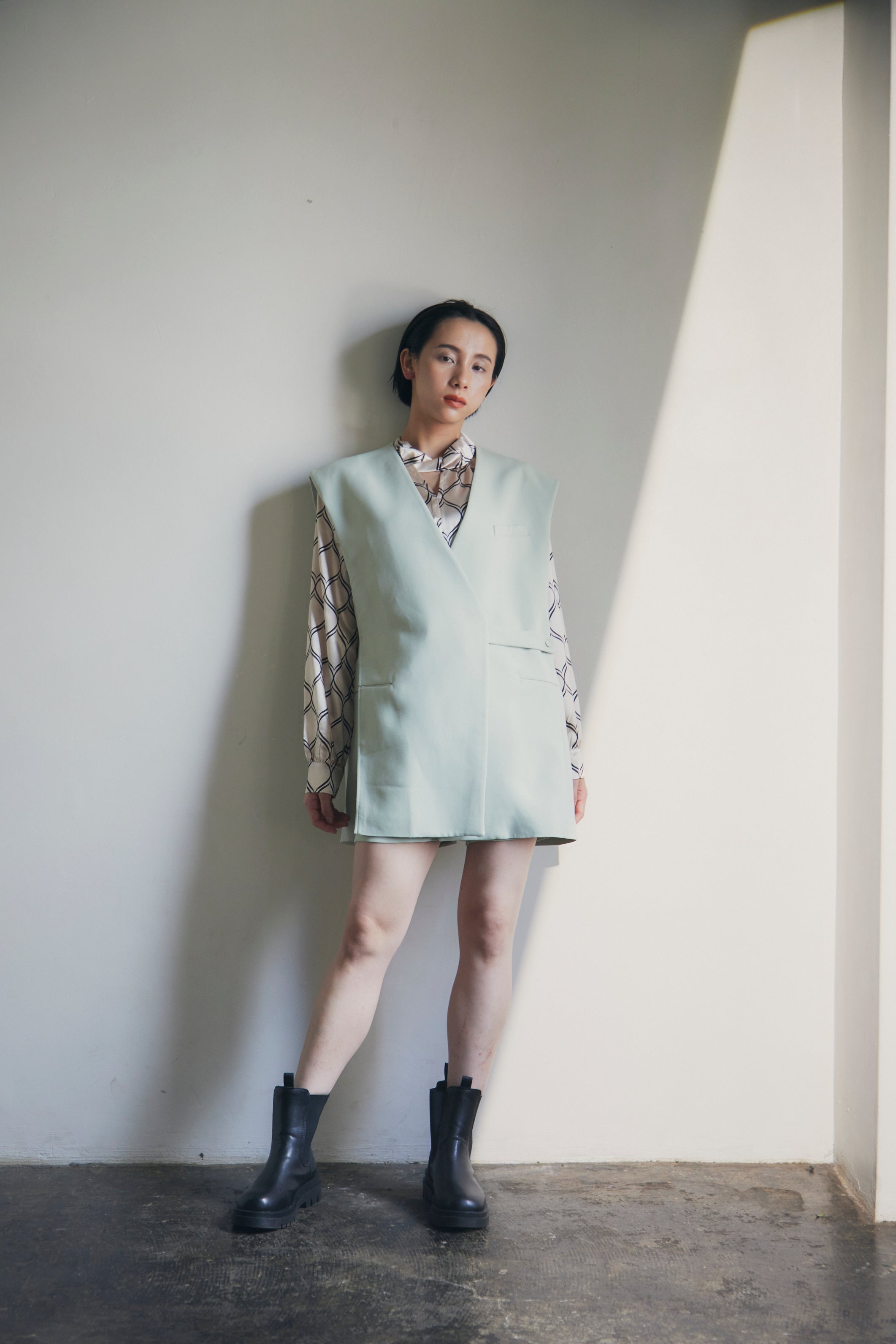 在庫限り早い者勝ち【即納】Mint Collarless Vest & Shorts Setup_LCHK269LCHK275