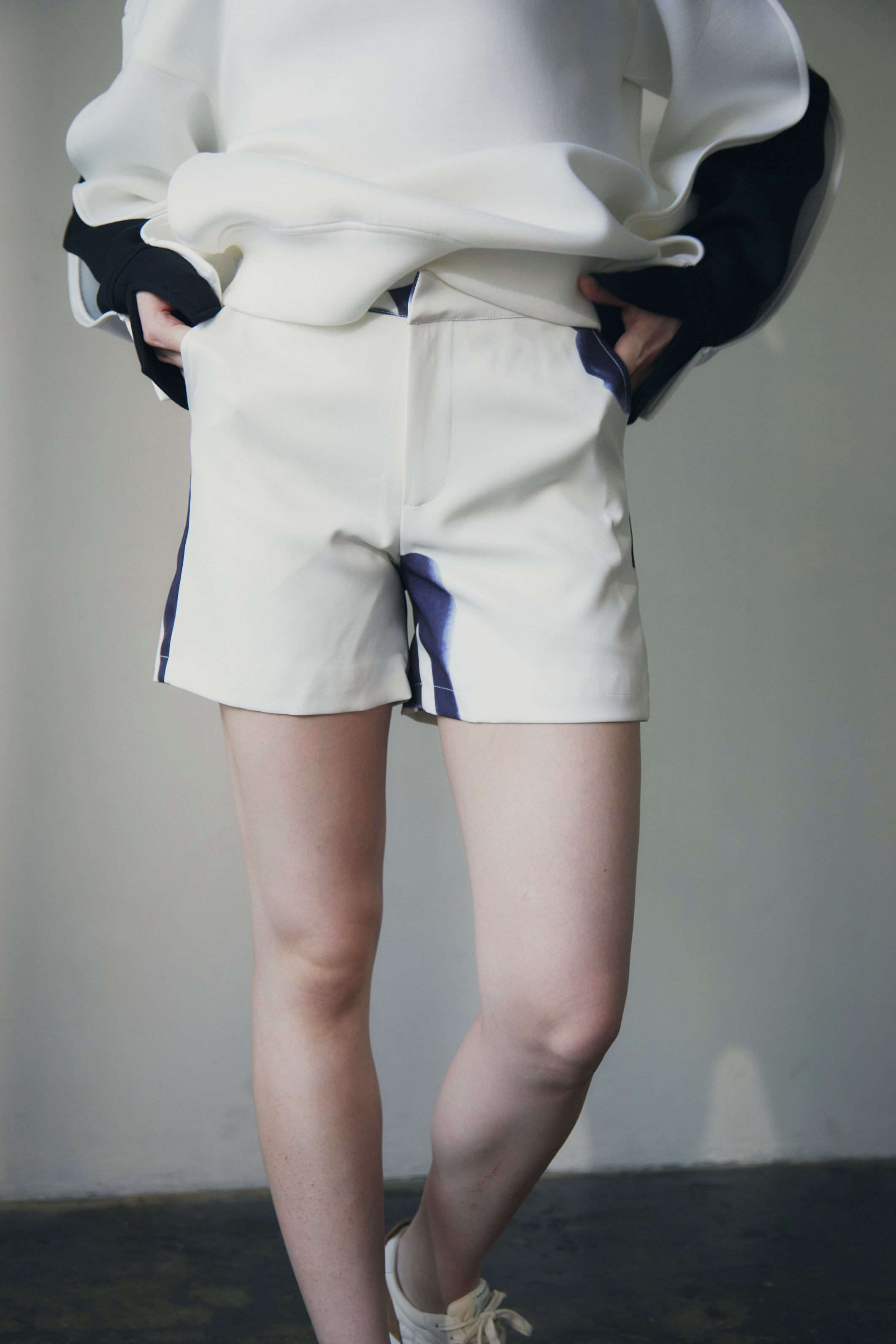 [Domestic Delivery Available] Ink Art Print Suit Set_90354897