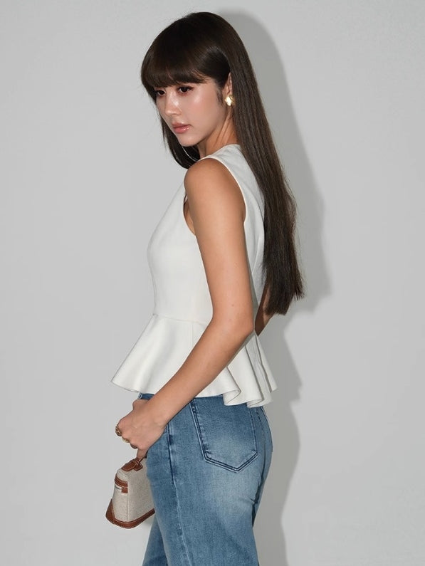 Sleeveless Tops Or Wide-Leg Pants_BDHL7500