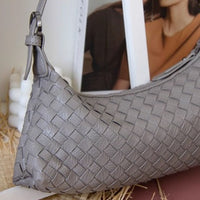 Crescent Small Shoulder Bag_BDHL6205