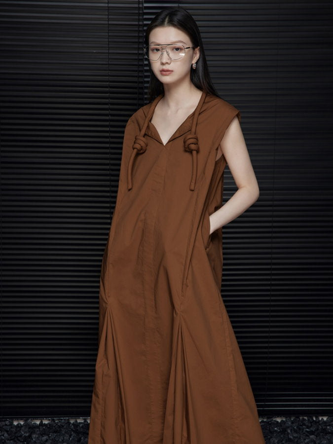 Tucked Flared Sleeveless Dress_BDHL4656