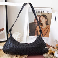 Crescent Small Shoulder Bag_BDHL6205