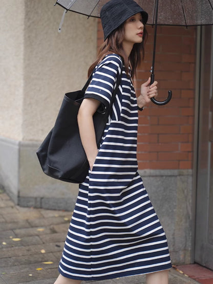 Striped short-sleeved dress_BDHL4850