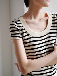 U-neck Striped Short-Sleeved Knit_BDHL4788