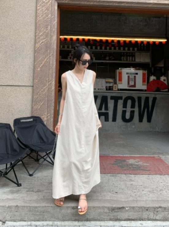 V-Neck Loose Fit Sleeveless Dress_BDHL6172