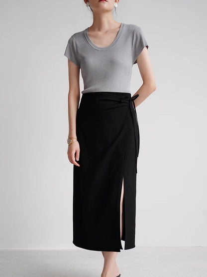 Tight slit skirt with rolled skirt style_BDHL4793