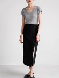 Tight slit skirt with rolled skirt style_BDHL4793