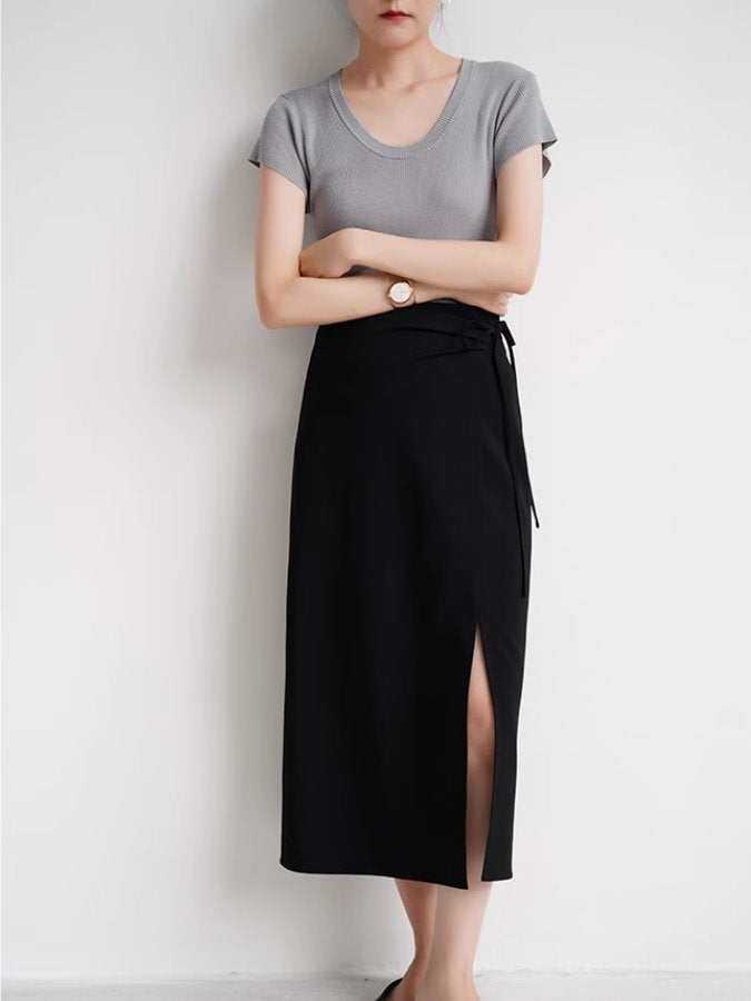 Tight slit skirt with rolled skirt style_BDHL4793