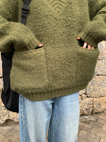 V-neck sweater with pockets_BDHL5578