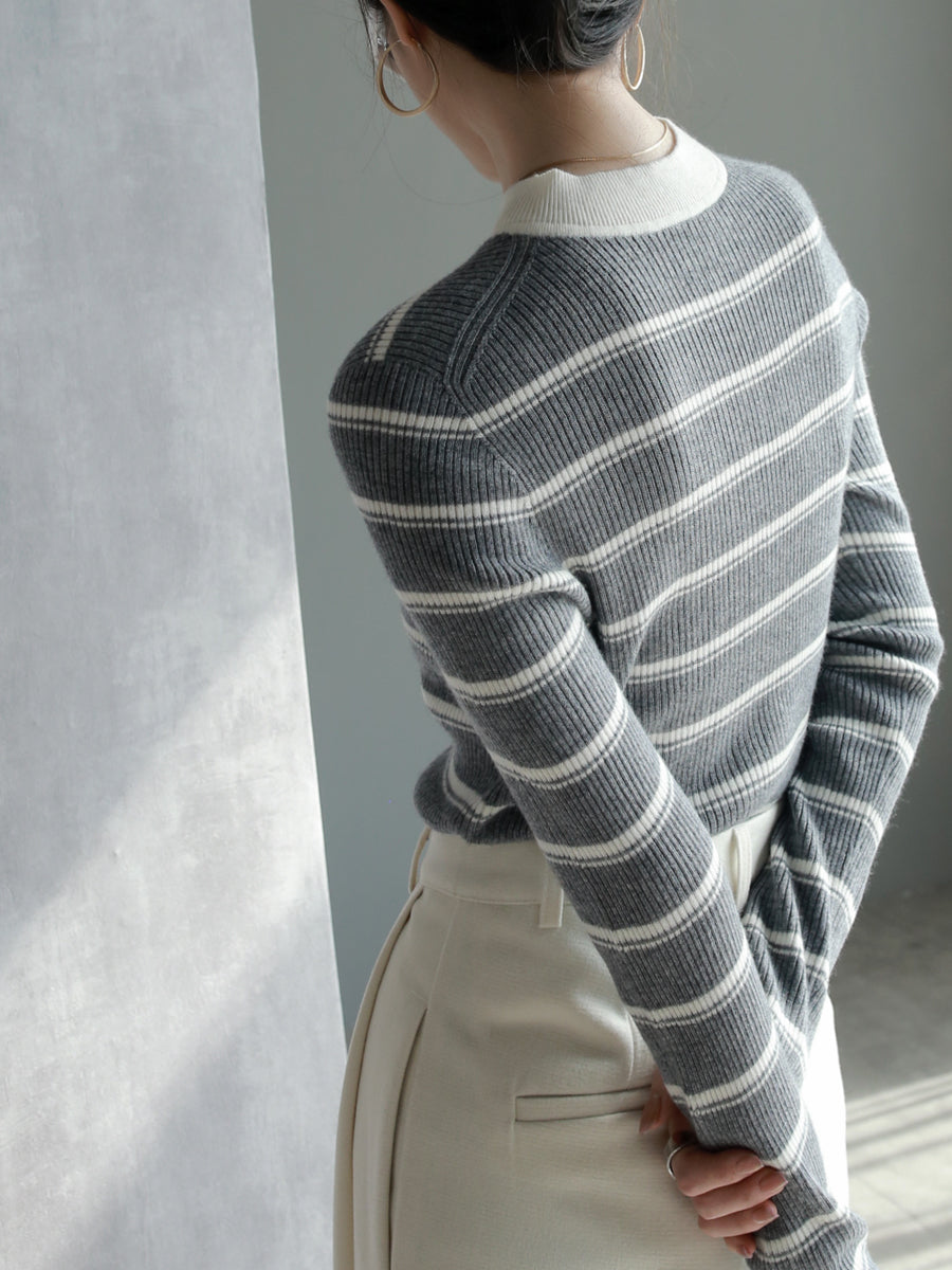 Round neck slim striped sweater_BDHL5613 - HELROUS